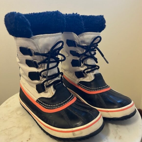 Women's Sorel Boots - Picture 1 of 6